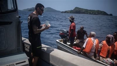 إنقاذ 140 مهاجرًا من الموت غرقا في قناة المانش