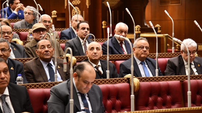 مناقشة تحديات الصناعة