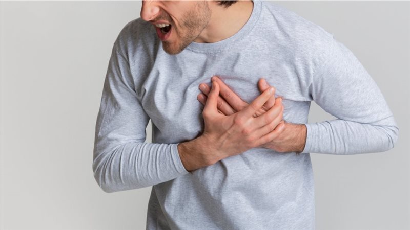ذوو الأمراض المزمنة،