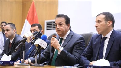 تضم 75 طبيبًا.. وزير الصحة يشهد قرعة بعثة الحج الطبية لموسم 2024