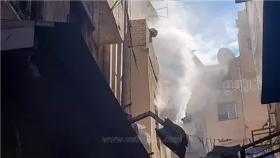 النيابة تنتدب المعمل الجنائي لبيان سبب حريق مخزن أسفل عقار بالموسكي