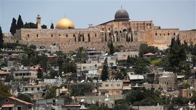 الشاباك الإسرائيلي يحذر: أي تغييرات بالمسجد الأقصى تؤدي إلى انتفاضة عنيفة