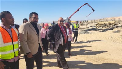 رئيس جامعة الأقصر يتفقد الأعمال الإنشائية لكلية الهندسة والمستشفى