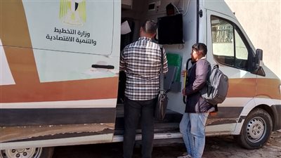 لليوم السادس استمرار تشغيل سيارات الخدمات التكنولوجية المتنقلة بقرى مركز دمنهور