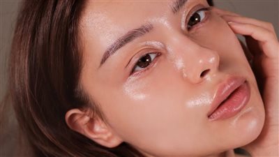 قناع طبيعي لبشرة زجاجية نضرة