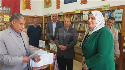 مستشار التربية الرياضية بالتعليم تتفقد مدارس الأقصر (صور)