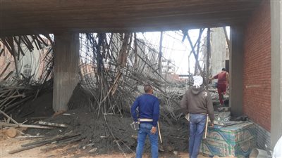 استعجال التقرير الطبي لـ4 عمال أصيبوا في سقوط سقف مصنع بمدينة بدر