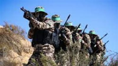 المقاومة الفلسطينية تستهدف ناقلتي جند وجرافتين عسكريتين ودبابة للاحتلال برفح