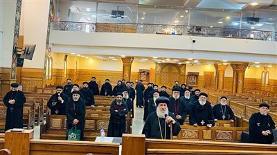 الأنبا فام يترأس اجتماع كهنة شرق المنيا