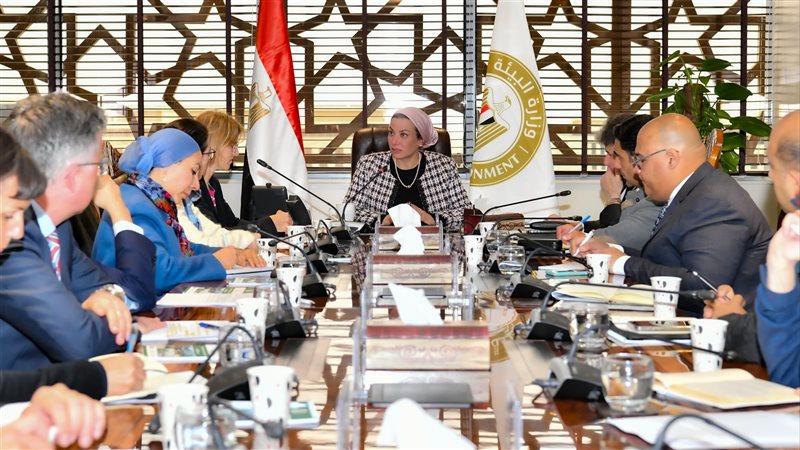 اجتماع وزيرة البيئة،