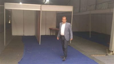 رئيس مدينة البدرشين يتفقد تجهيزات معرض أهلا رمضان (صور)