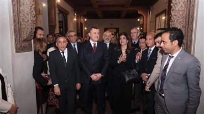 وزير السياحة يفتتح قاعة عرض سفر المزامير بالمتحف القبطي 