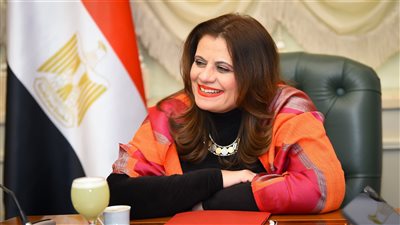 وزيرة الهجرة تتابع جهود إطلاق منصة التسوق الإلكترونية للمصريين بالخارج