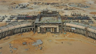  نسب تنفيذ محطة السخنة بمشروع القطار الكهربائي السريع (صور)