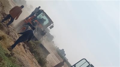 إزالة تعد على مساحة 5 أفدنة مخصصة لإنشاء مستشفى بمركز الزينية بالأقصر