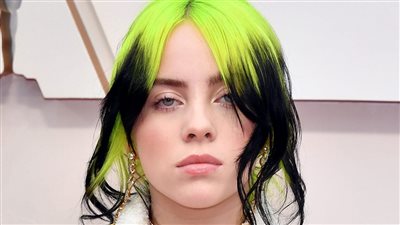 تفاصيل حملة هجوم مشاهير التيك توك على بيلي إيليش (فيديو)