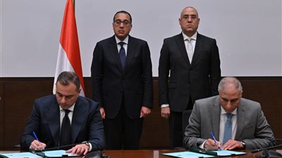 تسدد قيمتها بالعملة الأجنبية، مصر تخصص 157 فدانا على الدائري الأوسطي لشركة إماراتية 