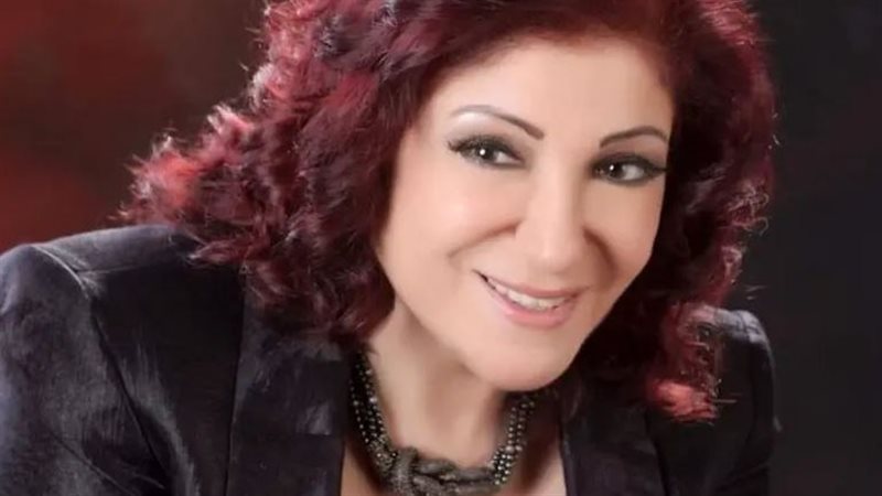  الفنانة ثناء دبسي،