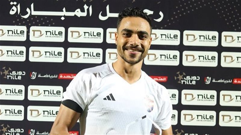 أيمن سعد موكا لاعب