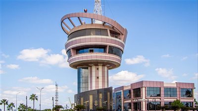 مصر تتسلم 11 ألف طن قمح وزيت طعام عبر ميناء دمياط 