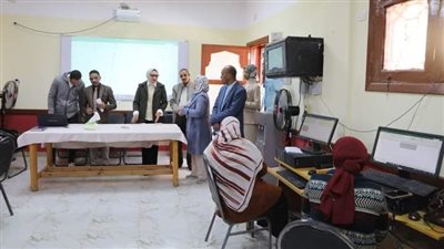 نائب محافظ الوادي الجديد تتفقد البرنامج التدريبي للمهارات الرقمية IC3 Spark