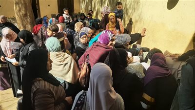 جامعة بنها: الكشف على 317 حالة فى قافلة طبية مجانية (صور) 