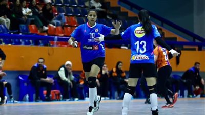 سيدات يد الأهلى يفوز على الشمس في بطولة الدوري