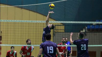 الكرة الطائرة، تأهل الأهلي والزمالك لنصف نهائي الدوري 