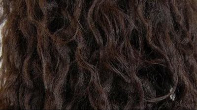 وصفة طبيعية تنعم الشعر الخشن والمجعد وتجعله مفرودا