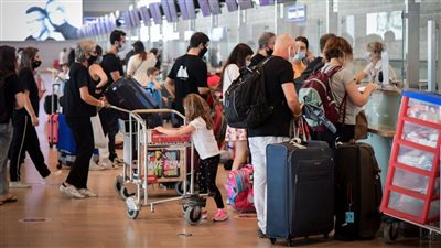 الطيران المدني: تأخر إقلاع 15 رحلة أجنبية بسبب الأزمة التقنية العالمية 