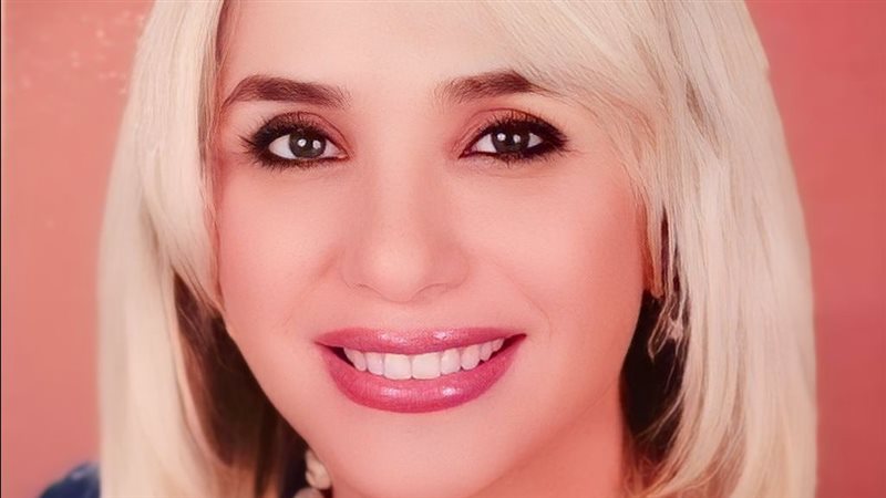 الدكتورة لمياء زايد،