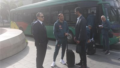 مهند مجدي يطمئن على ترتيبات سفر الأهلي من أكرا إلى كوماسي 