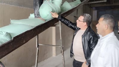 ضبط نصف طن دقيق مدعم بالمخابز الخاصة بالقاهرة