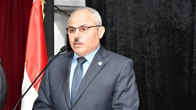 رئيس جامعة القناة: استهدفنا 24 ألف مواطن خلال قوافل حياة كريمة 