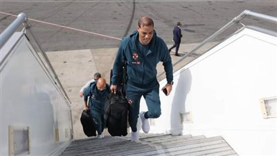 بعثة الأهلي تغادر مطار أكرا في طريقها إلى كوماسي