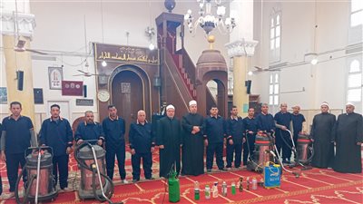 استمرار حملة النظافة الموسعة بمساجد الجمهورية استعدادًا لشهر رمضان (صور)