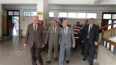 للاطمئنان على استعداداتها للجودة، رئيس جامعة المنيا يزور كلية التربية للطفولة المبكرة