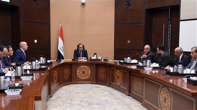 رئيس الوزراء يلتقي مسئولي تحالف مصري–سعودي للمساهمة في تنفيذ عدد من المشروعات بالمملكة