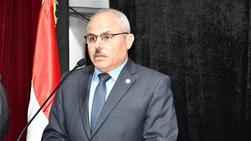 الدكتور ناصر مندور