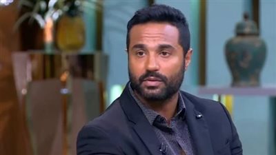 كريم فهمي يروج لحلقته مع الإعلامي خالد أبو بكر الليلة