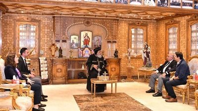 تفاصيل لقاء البابا تواضروس وقيادات كشفية