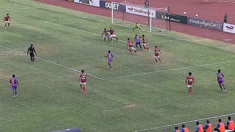الأهلي وميدياما،