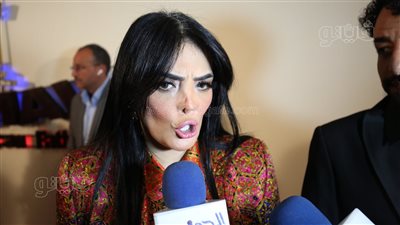 حورية فرغلي تتسلم جائزة منى زكي وتكريم دياب وطه دسوقي بمهرجان المركز الكاثوليكي (صور)