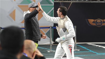 كأس العالم للسلاح، محمد حمزة يهزم بطل هونج كونج ويتأهل لدور الـ32 