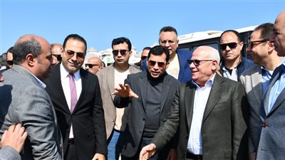 وزير الرياضة يتفقد الأعمال الإنشائية باستاد النادي المصري الجديد
