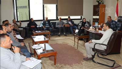  محافظة بني سويف تبحث إجراءات طرح منطقة خدمات كوم أبوراضي للاستثمار