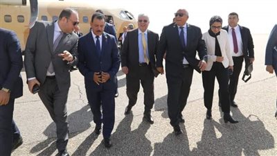 لعقد اجتماع الأعلى للجامعات، محافظ الوادي الجديد يستقبل وزير التعليم العالي 