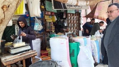 محافظ الشرقية: تكثيف المرور على معارض أهلا رمضان للتأكد من توافر السلع 