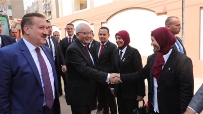 وزير التعليم ومحافظ المنوفية يفتتحان مدرسة المساعي المشكورة بعد تطويرها