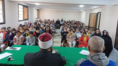 الرواق الأزهري للنشء بالقليوبية يناقش قضية التعامل مع المجتمع